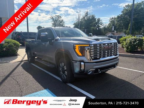Used 2026 GMC Sierra 2500 Denali w/ Denali Reserve Package AWD/4WD image 1