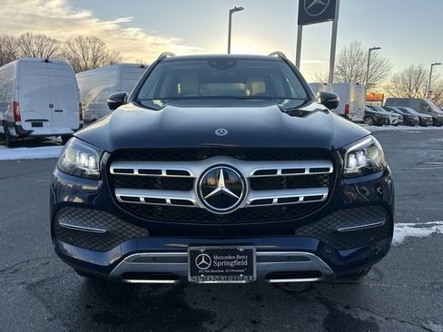 Used 2022 Mercedes-Benz GLS 450 4MATIC image 2
