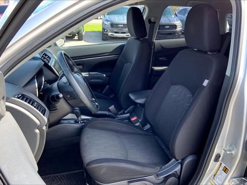 Used 2020 Mitsubishi Outlander Sport SE image 7