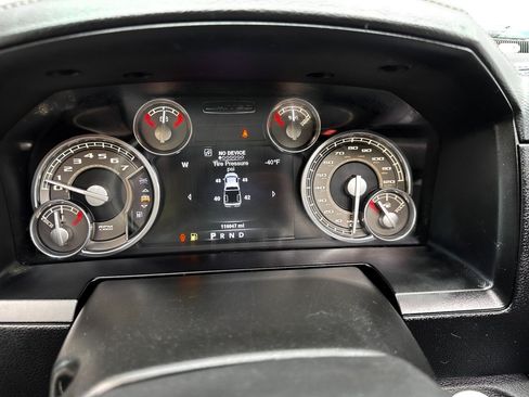 Used 2014 RAM 1500 Limited AWD/4WD image 18