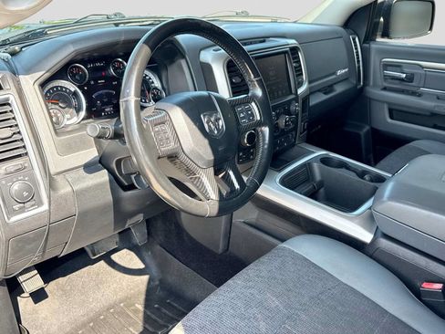 Used 2016 RAM 1500 Big Horn AWD/4WD image 2