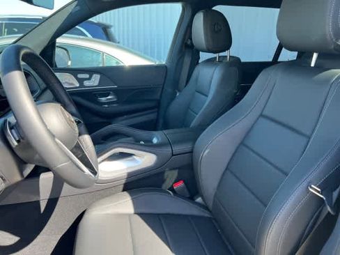 New 2025 Mercedes-Benz GLS 450 4MATIC image 4