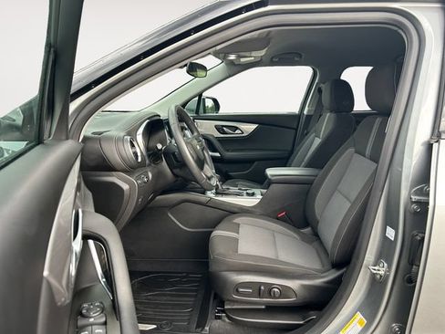 Used 2023 Chevrolet Blazer LT w/ Driver Confidence Package FWD image 9