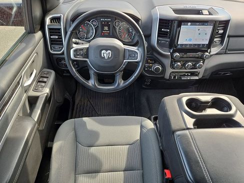 Used 2022 RAM 1500 Big Horn AWD/4WD image 11