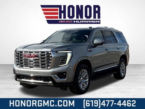 Used 2025 GMC Yukon Denali image 7