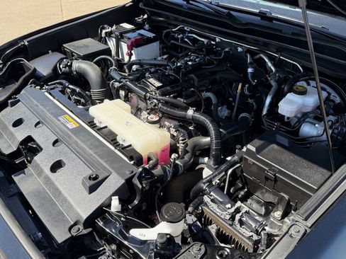 Used 2024 Toyota Tacoma TRD Sport image 31