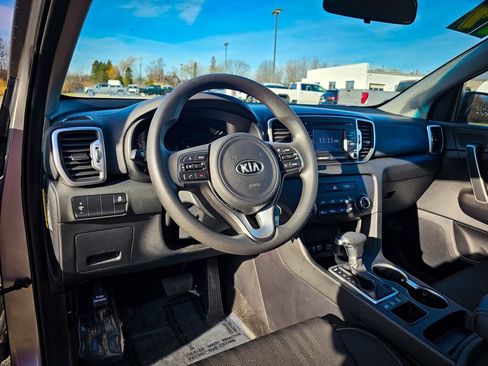 Used 2019 Kia Sportage LX image 13