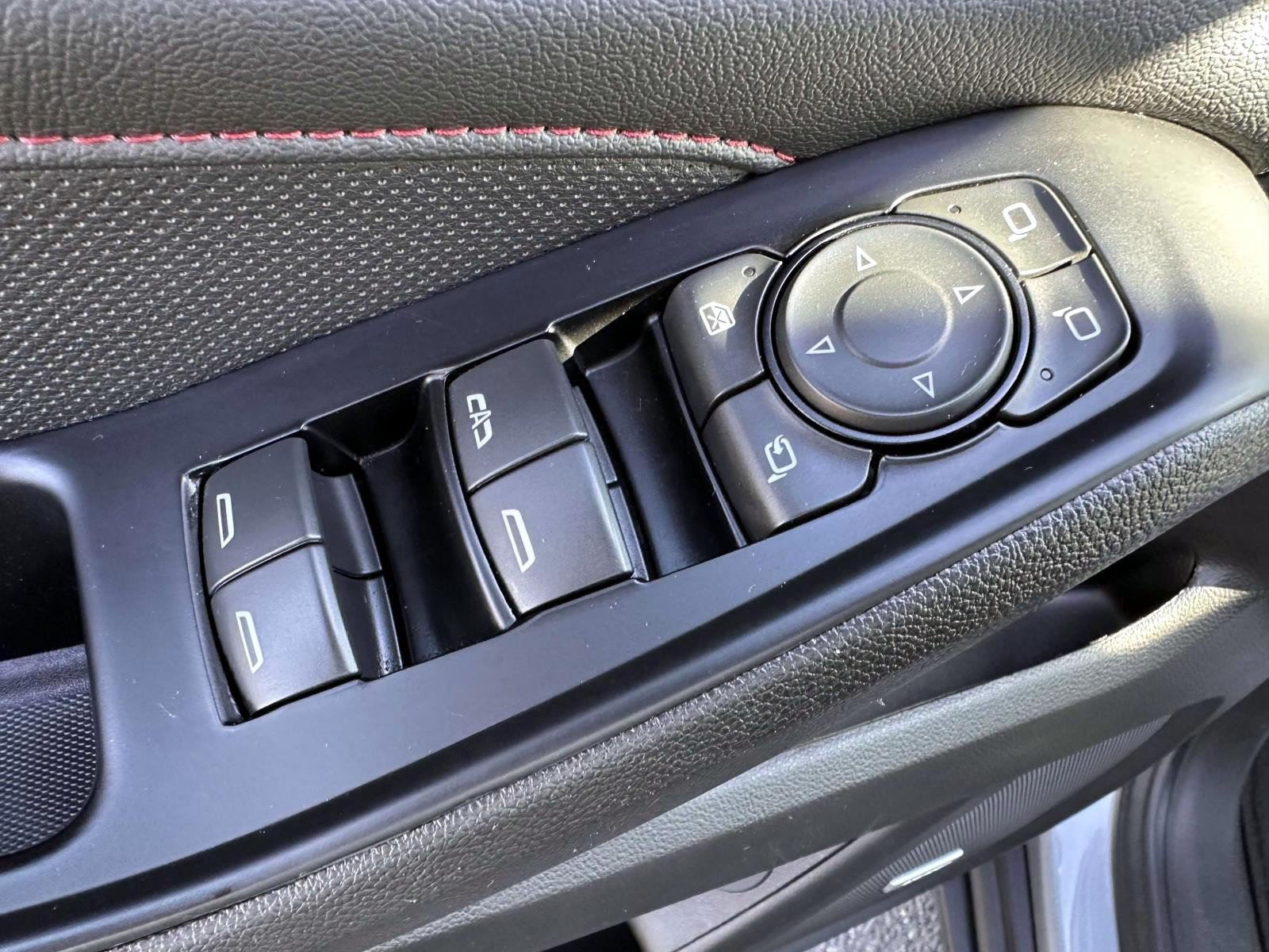 Used 2023 Chevrolet Traverse RS AWD/4WD image 8