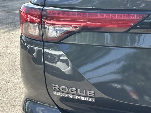 New 2026 Nissan Rogue SL AWD/4WD image 12