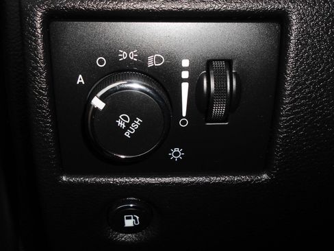 Certified 2020 Jeep Grand Cherokee Laredo image 13