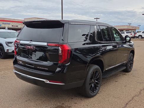 New 2026 GMC Yukon Elevation AWD/4WD image 4