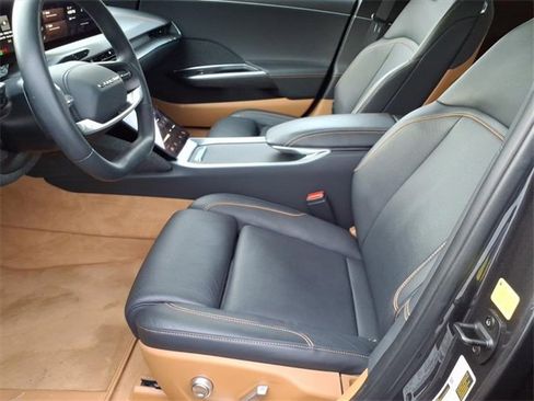 Used 2023 Lucid Air Touring image 14