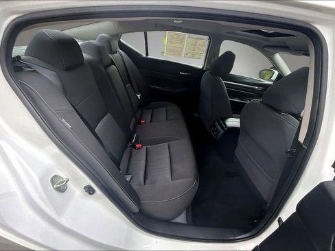 Used 2019 Nissan Altima 2.5 SV FWD image 25