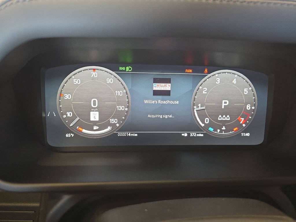 New 2026 Land Rover Defender 110 X-Dynamic SE AWD/4WD image 14