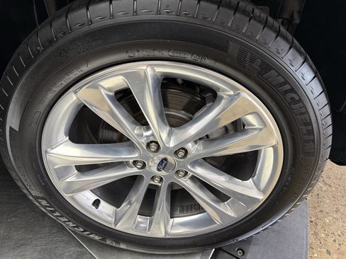 Used 2018 Ford Explorer Limited w/ Equipment Group 301A image 30