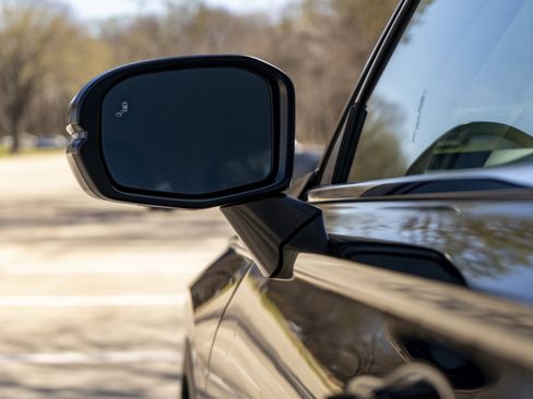 Used 2025 Honda CR-V EX-L image 12