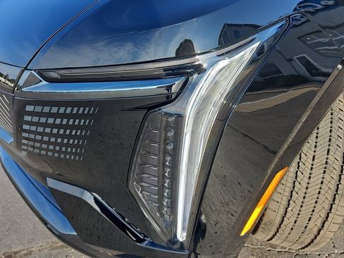 Used 2025 Cadillac Escalade IQ Sport 2 image 33