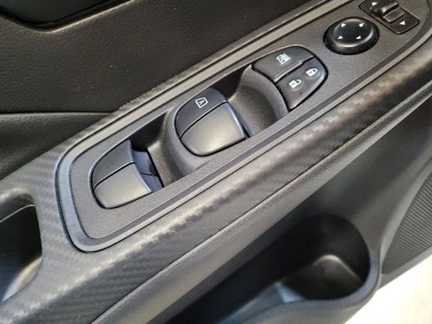 Used 2025 Nissan Versa S w/ Trunk Package FWD image 27