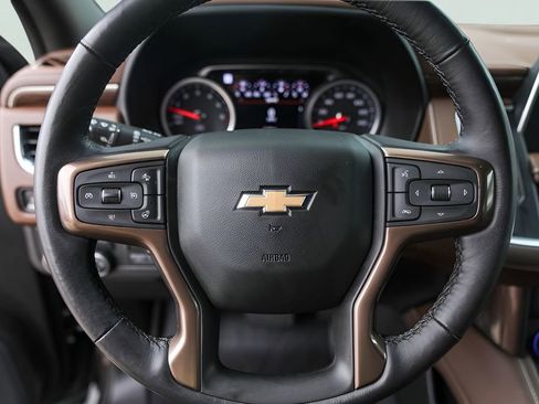 Used 2021 Chevrolet Tahoe High Country w/ Premium Package RWD image 15