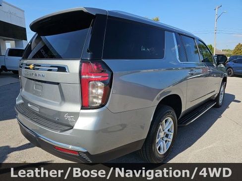 Used 2023 Chevrolet Suburban LT image 7