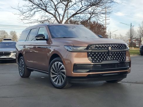 New 2025 Lincoln Navigator Black Label image 1