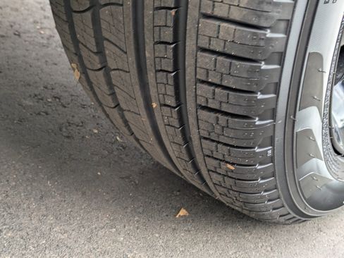 New 2025 Jeep Grand Cherokee L Limited image 12