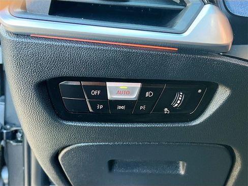 Used 2020 BMW M340i xDrive image 10