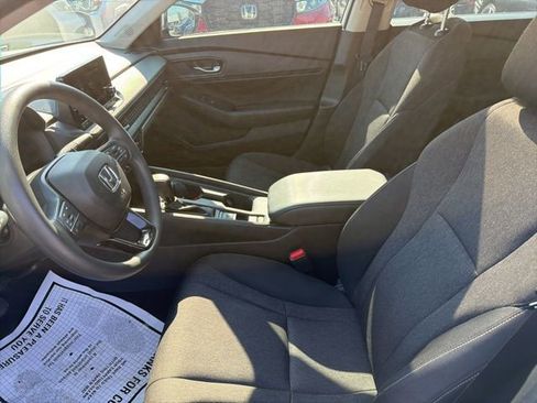 Used 2024 Honda Accord EX image 16