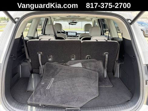 Used 2023 Kia Telluride EX w/ EX Captain's Chair Package FWD image 23