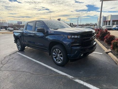 Used 2022 Chevrolet Silverado 1500 RST w/ Z71 Off-Road Package image 2