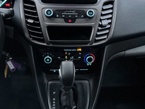 Used 2019 Ford Transit Connect XL image 15
