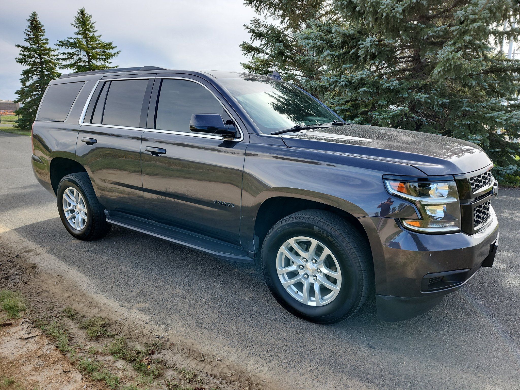 Used 2018 Chevrolet Tahoe LT AWD/4WD image 2
