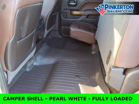 Used 2015 Chevrolet Silverado 1500 High Country w/ High Country Premium Package image 28