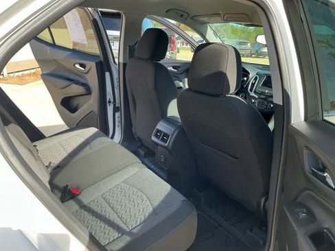Used 2024 Chevrolet Equinox LT w/ LPO, Floor Liner Package FWD image 23