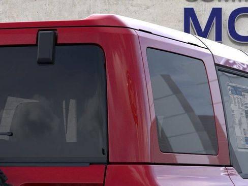 New 2025 Ford Bronco Badlands image 25