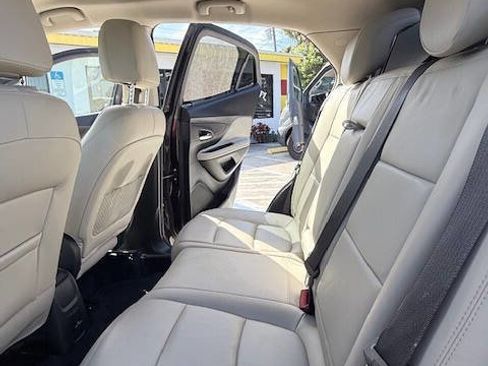 Used 2018 Buick Encore Premium image 11