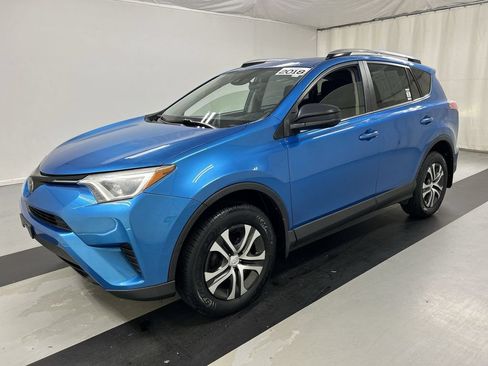 Used 2018 Toyota RAV4 LE w/ All Weather Liner Package AWD/4WD image 5