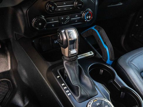 Used 2021 Ford Bronco Black Diamond image 36