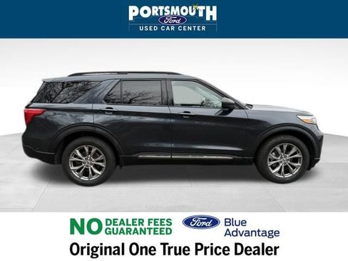Certified 2022 Ford Explorer XLT w/ Equipment Group 202A image 6