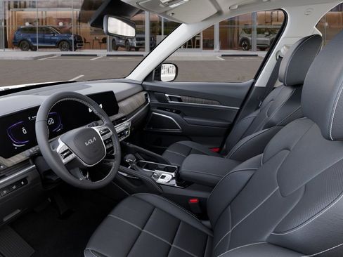 Certified 2024 Kia Telluride EX w/ EX Captain's Chair Package AWD/4WD image 17