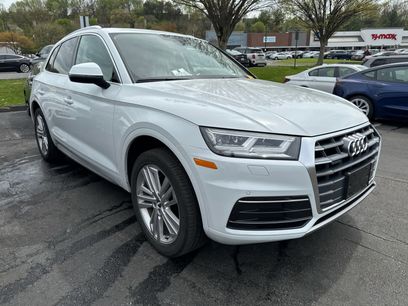 Used 2019 Audi Q5 2.0T Premium Plus w/ Premium Plus Package