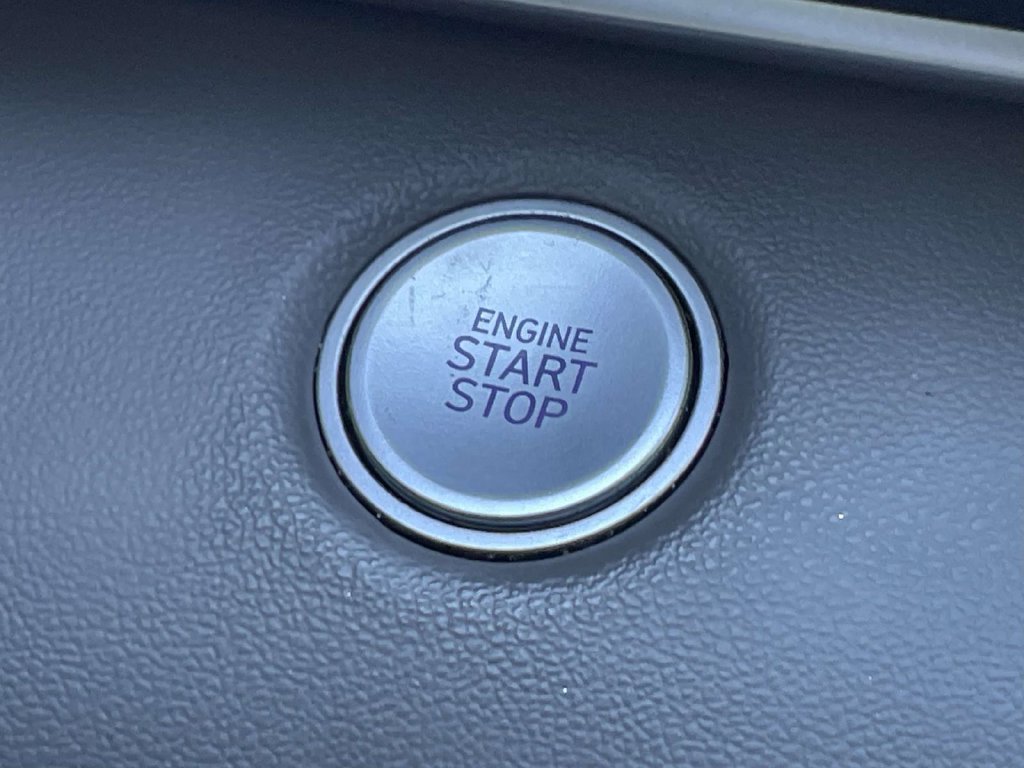 Used 2023 Hyundai Elantra Blue FWD image 24