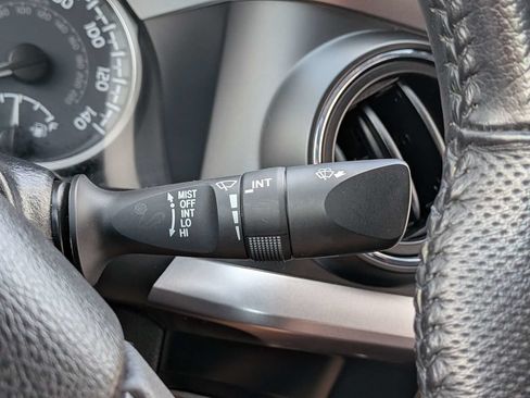 Used 2023 Toyota Tacoma SR5 AWD/4WD image 35