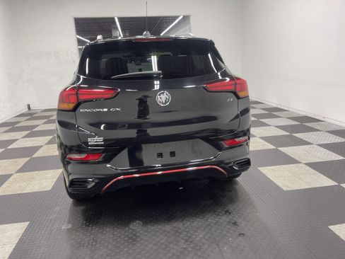 Used 2023 Buick Encore GX Select w/ Sport Touring Package image 3