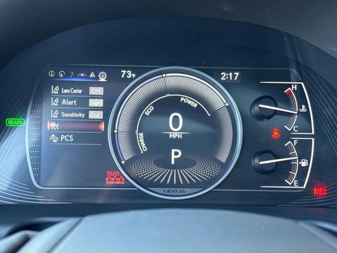 Used 2024 Lexus ES 300h w/ Premium Package FWD image 18
