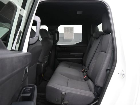 Used 2024 Toyota Tacoma SR5 AWD/4WD image 16