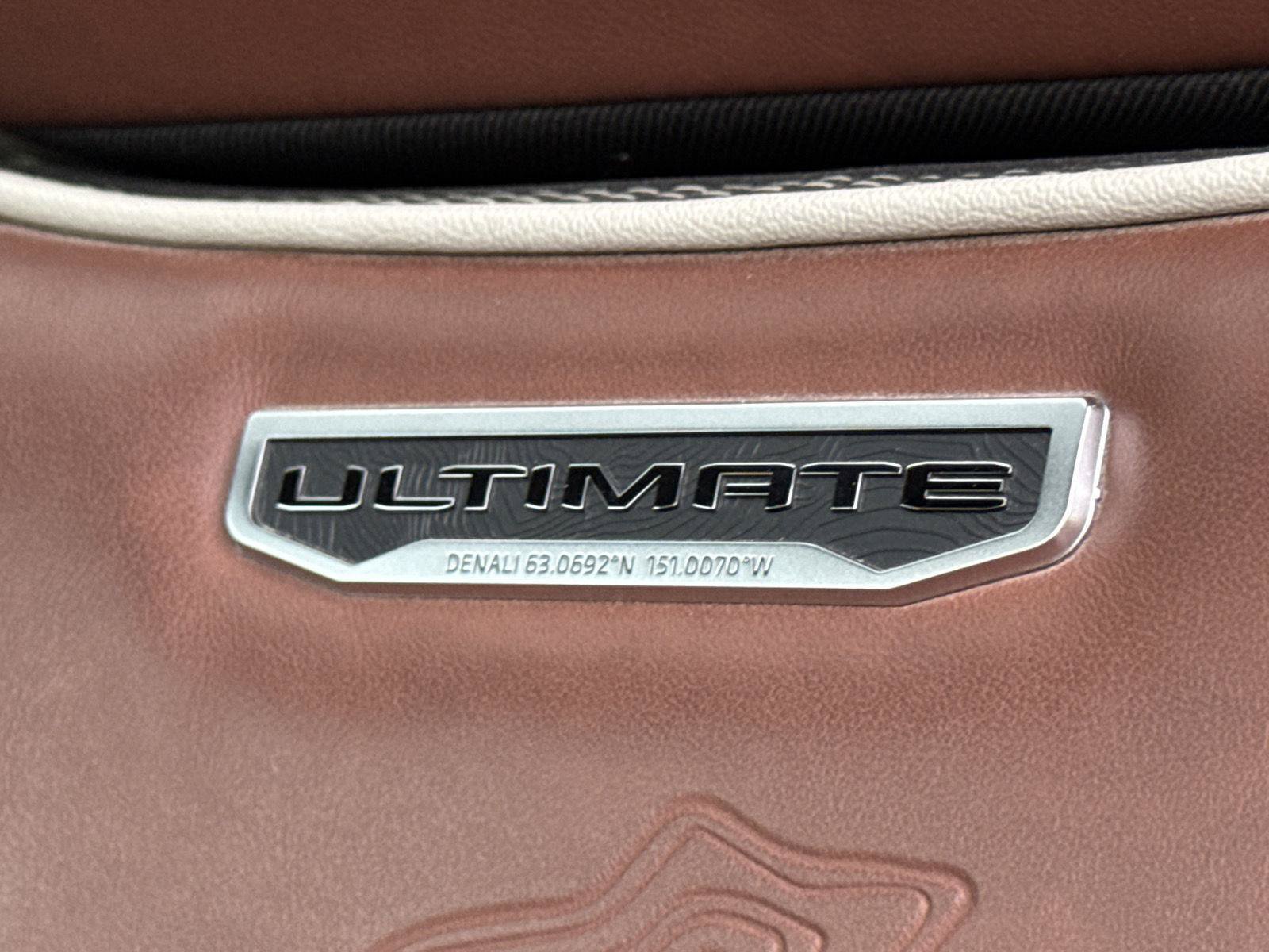 Used 2025 GMC Sierra 3500 Denali Ultimate AWD/4WD image 21