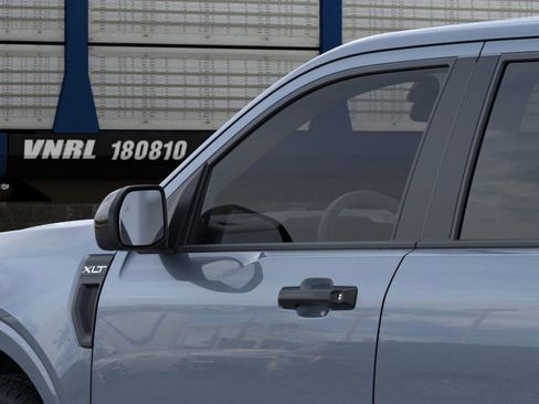 New 2025 Ford Maverick XLT image 21