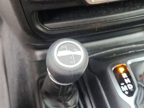 Used 2023 Jeep Wrangler Unlimited image 24