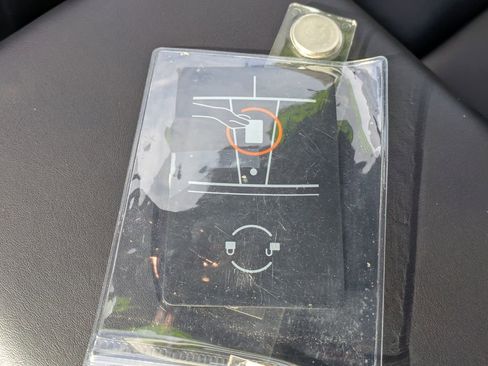 Used 2023 Tesla Model 3 Standard Range image 28